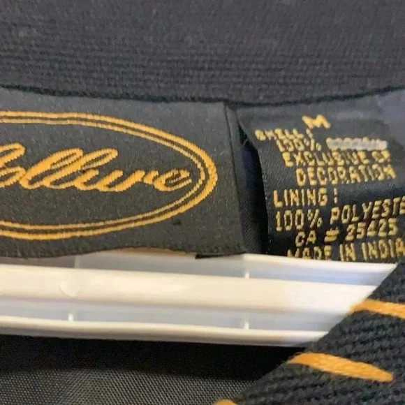 Vintage Allure black jacket with embroidered giraffe on the back and fro… - Picture 4 of 7